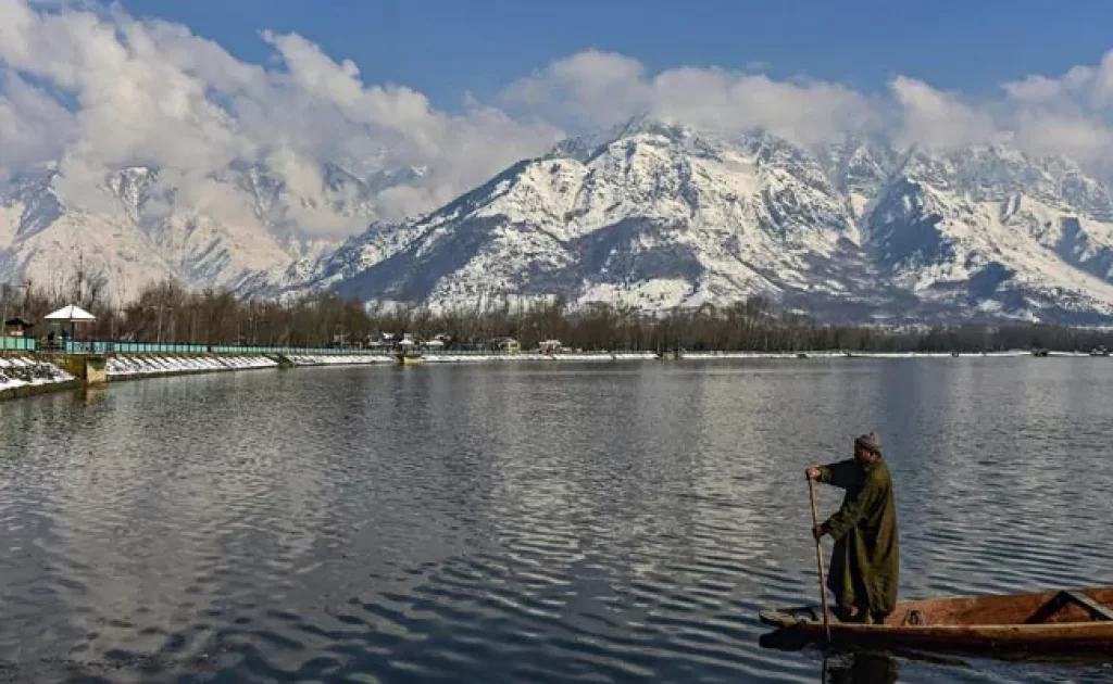 Srinagar, Jammu and Kashmir best place to visit in month of december