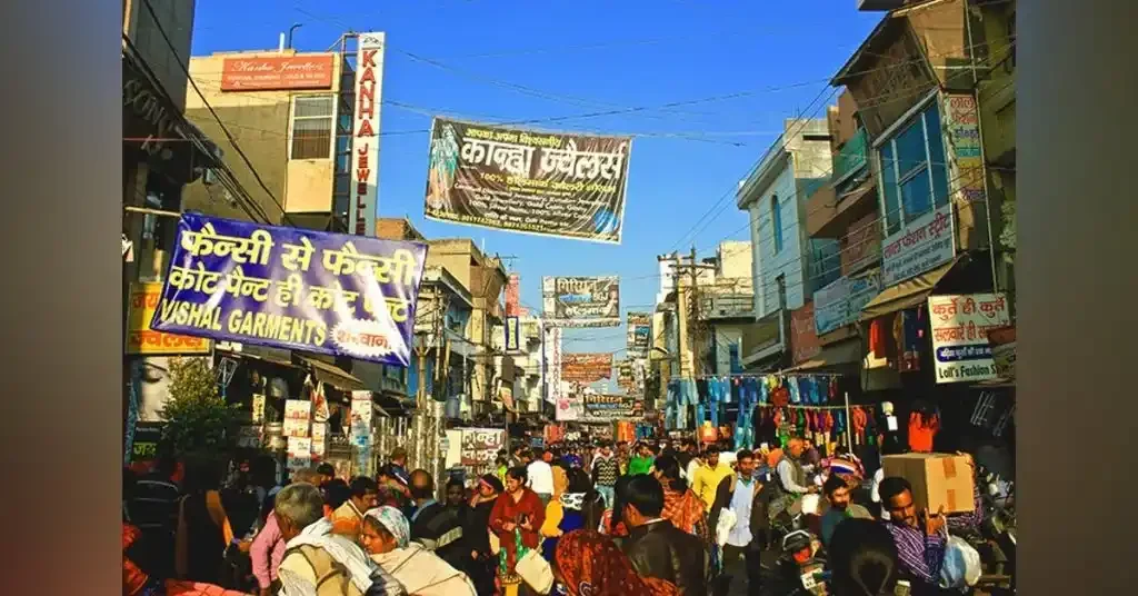 Sadar Bazar Gurgaon - best markets in gurgaon