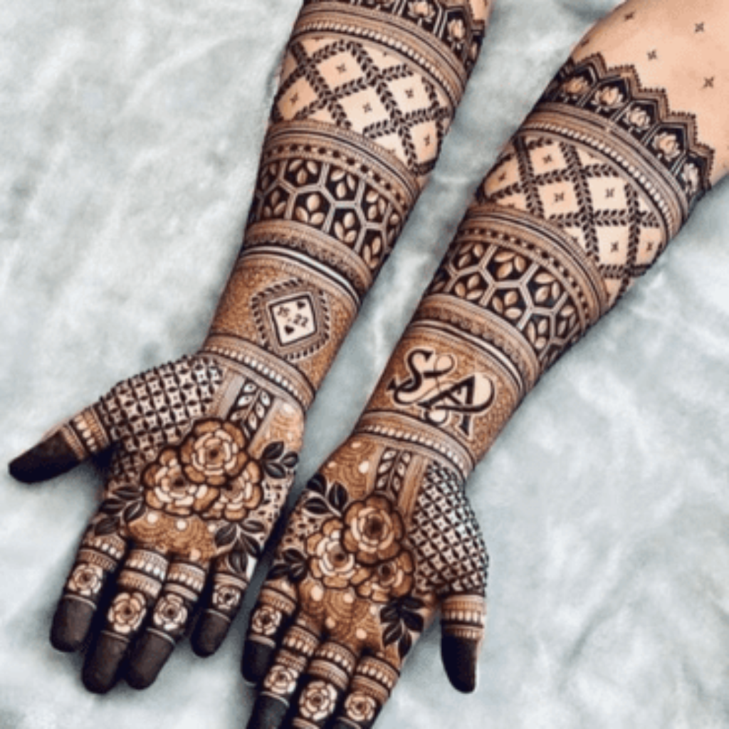 Bridal Front Hand Mehndi Designs: 