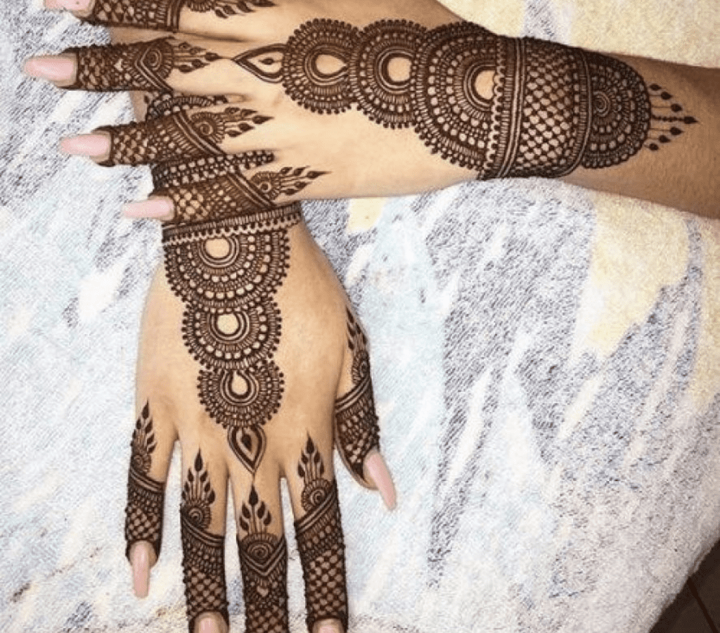  Simple Back Hand Arabi Mehndi Designs