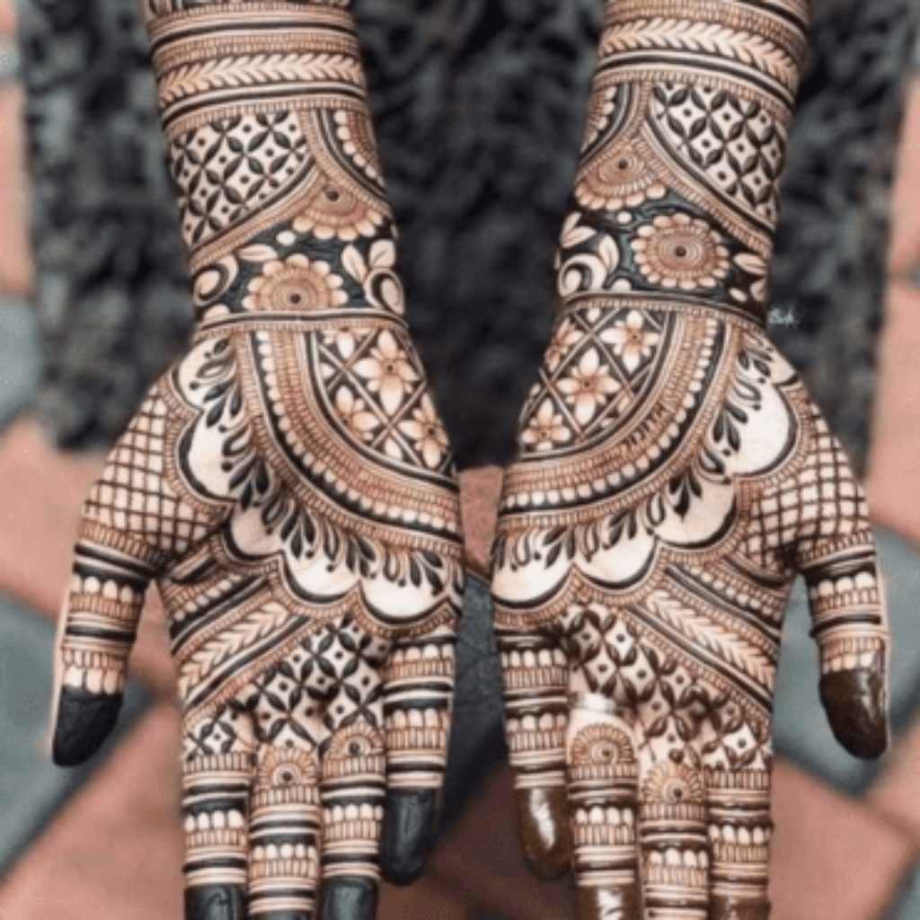 Simple Front Hand Mehndi Designs